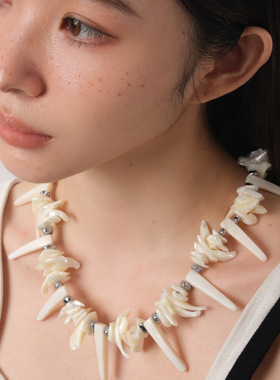 ON珍珠贝珠chocker中性重工妆造