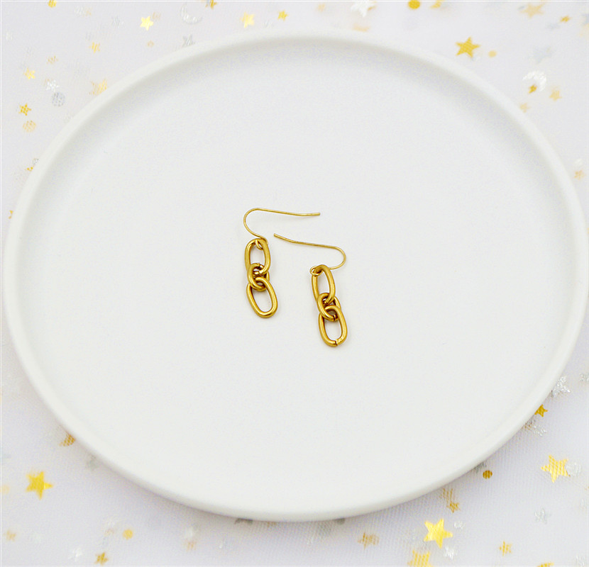 潮女镀真金时尚风短款高级感耳钉