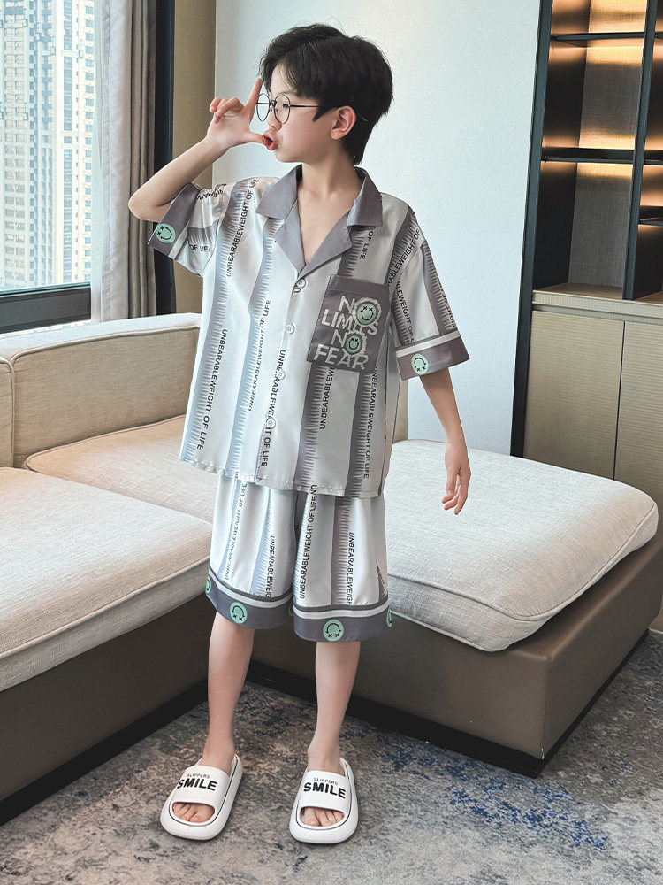 소년 잠옷 여름 2024 새로운 얼음 실크 얇은 섹션 어린이 소년 여름 청소년 큰 어린이 에어컨 가정 의류