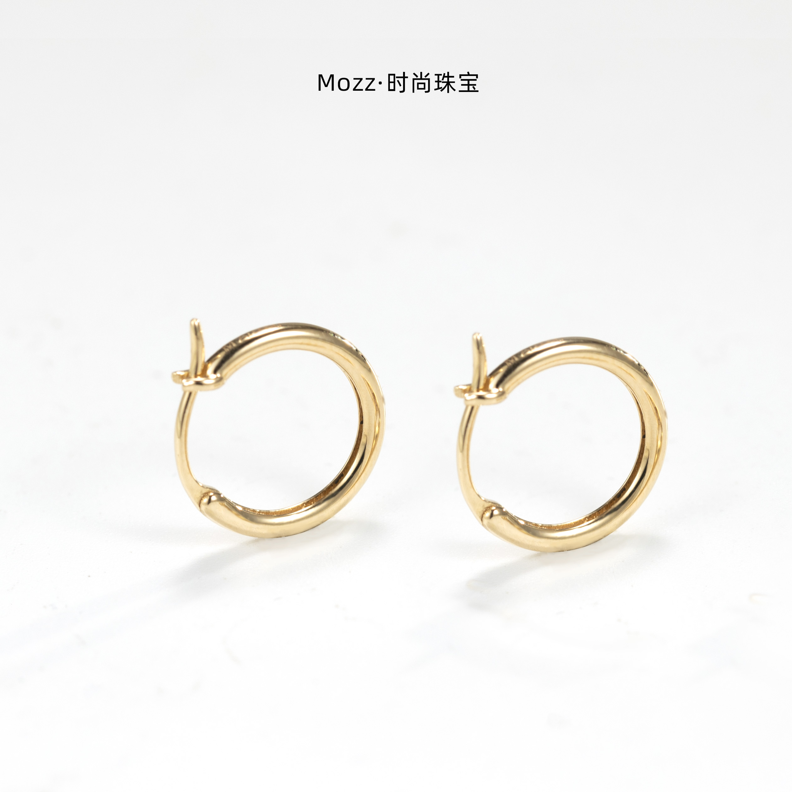 Mozz18k黄金小素耳圈实心耳环