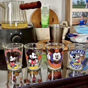 米奇与米妮小酒杯白酒杯玻璃杯水杯蝴蝶结爱情卡通可爱杯子啤酒杯