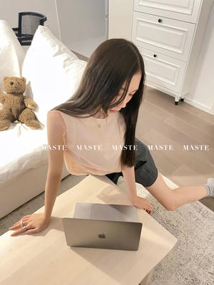 裸粉色月光纱重工背心