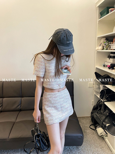 MASTE 不落俗的星斑小香短袖上衣女夏短款A字包臀短裙裤两件套