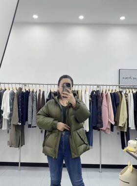 特价双11双12 短款连帽女款复古羽绒服吊牌价3390元