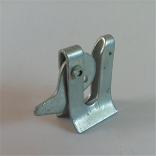 镀锌水管卡扣母猪产床十字卡限位栏单U管卡顶丝管卡钢管活动管夹