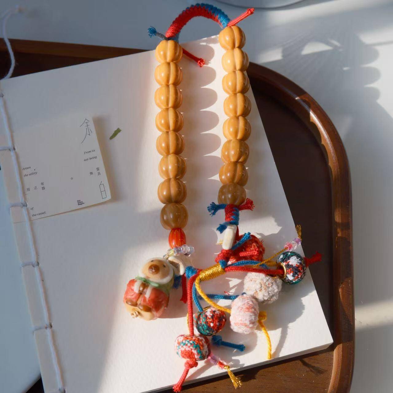 秋冬款毛球系列猴头泡芙南瓜手持搭配精品象牙果根付文玩女孩盘串