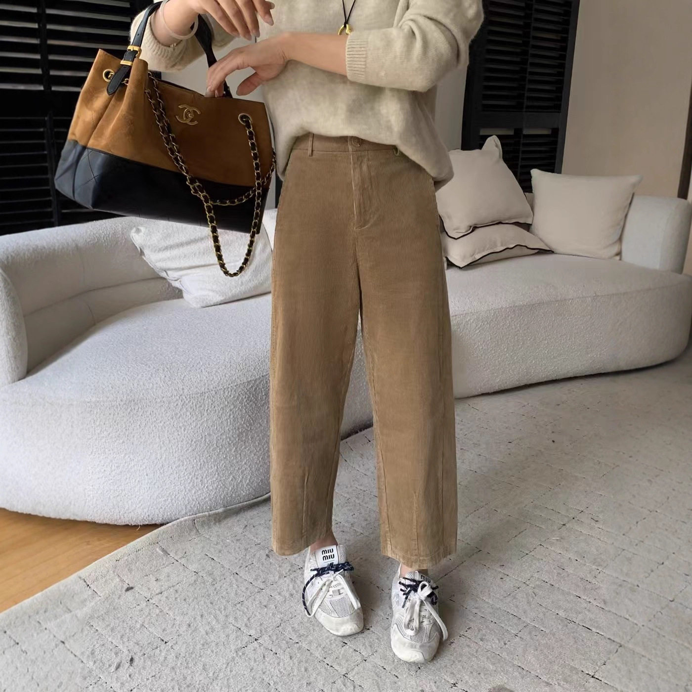 春不晚 裤子女新款灯芯绒复古条绒阔腿裤女式休闲九分裤小个子