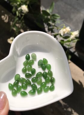 小小水滴！天然和田碧玉戒面裸石蛋面水滴形镶嵌绕线戒指耳钉DIY