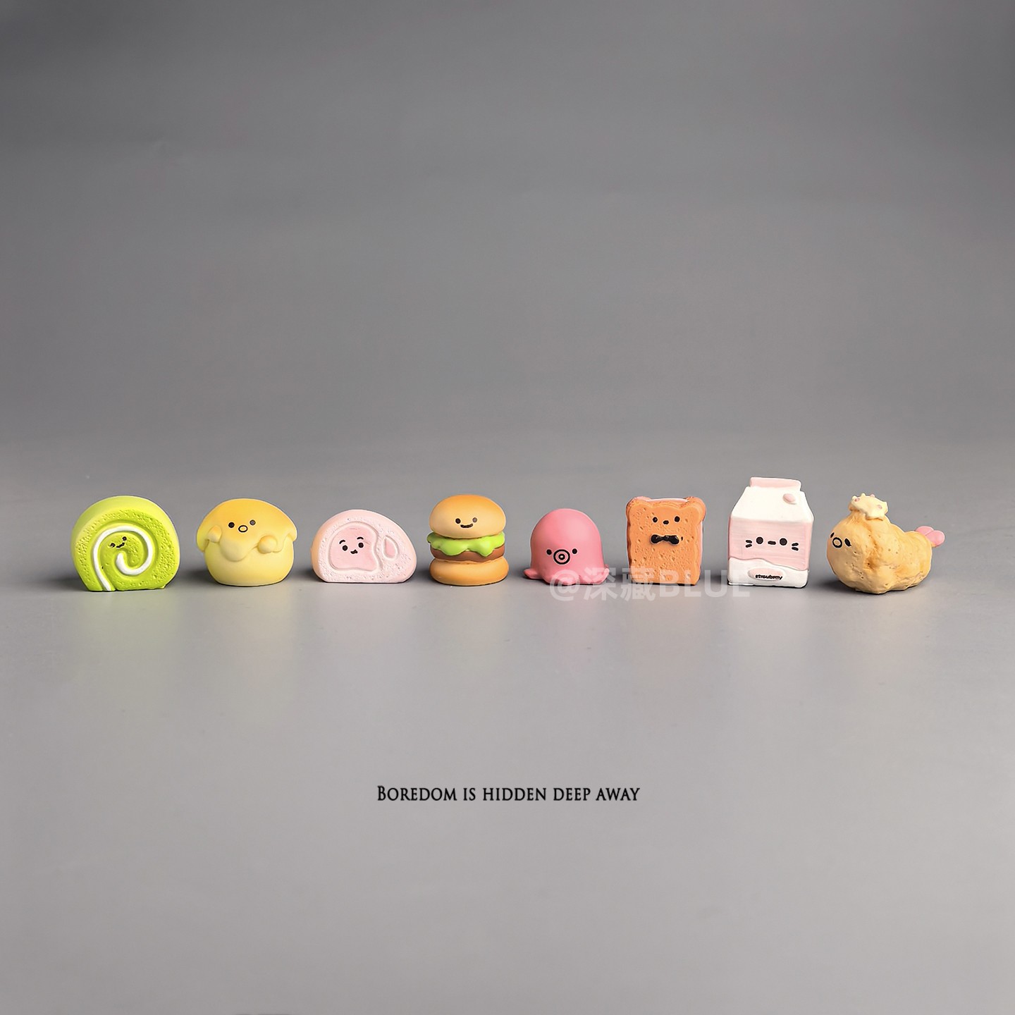 无聊了，摆堆日式食玩治愈桌面