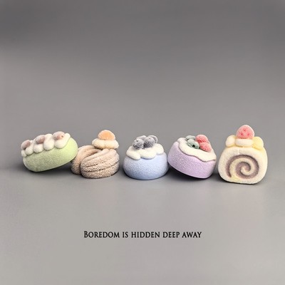 Ubius蛋糕治愈电脑桌面装饰摆件