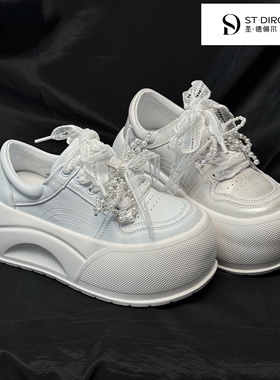 圣德俪尔25春季新款厚底松糕鞋时尚百搭系带珍珠蕾丝带6cm小白鞋