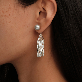 【CnHnOn脂肪商店】小众时髦麻灰珍珠亮闪闪银树叶流苏毛茸茸耳环