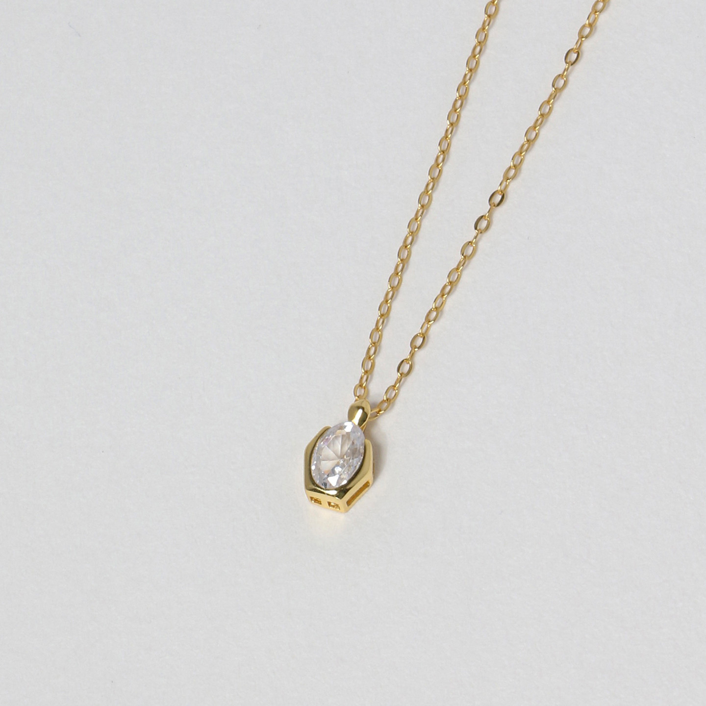 【CnHnOn脂肪商店】s925纯银法式复古精致镶钻锆石香水瓶吊坠项链