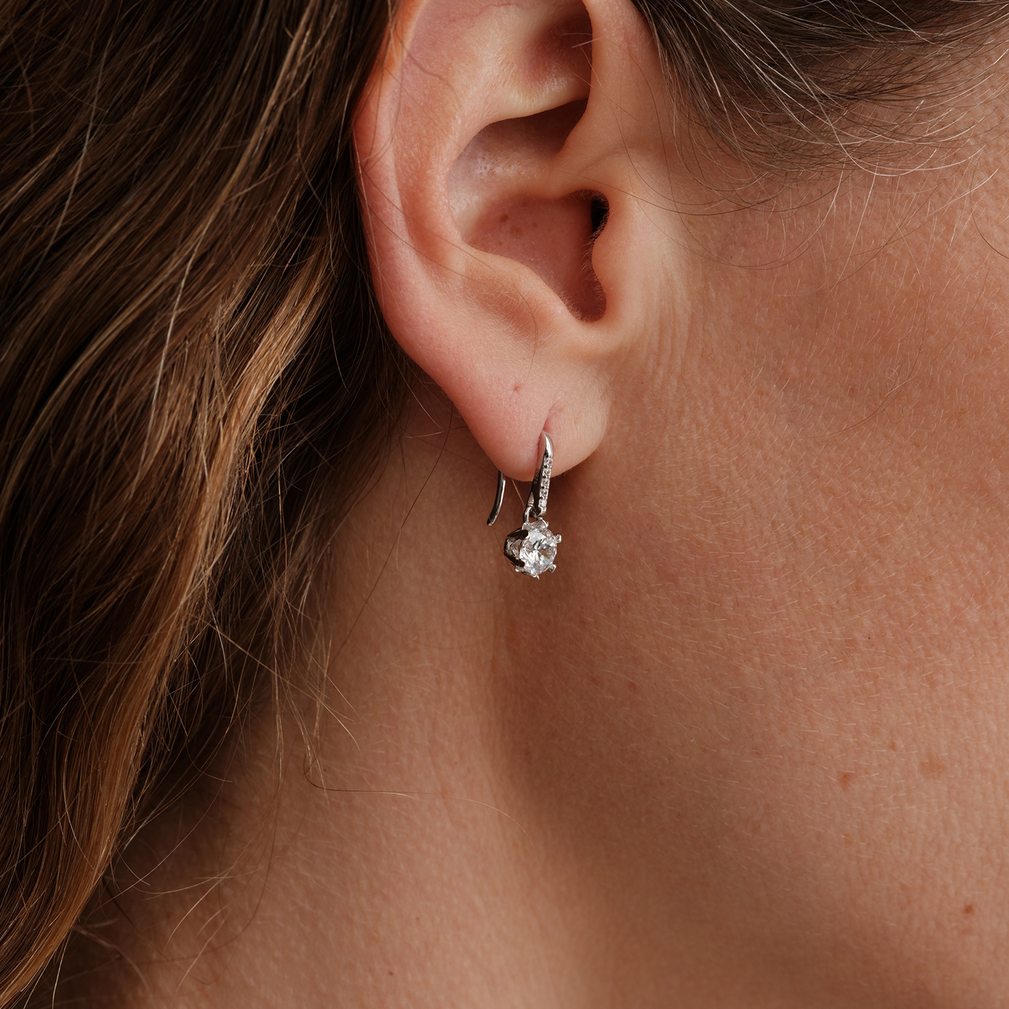 【CnHnOn脂肪商店】s925纯银莫桑钻复古法式镶钻耳勾单颗圆钻耳环