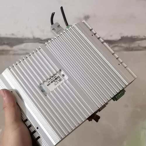 议价i7工控机，i7-8650U 4G 128G 产品型号：LB