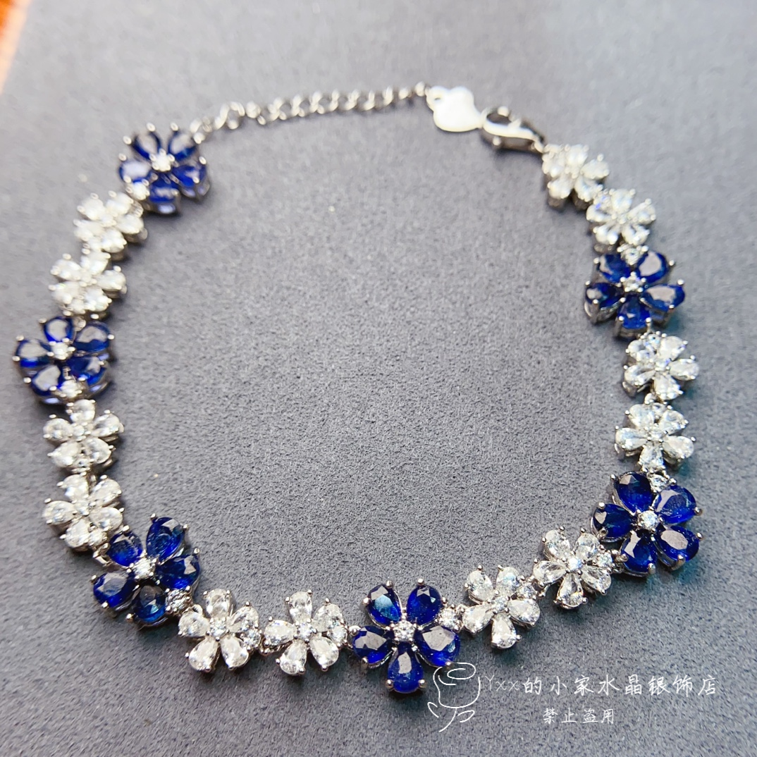 天然蓝宝石手链3乘4花朵款
