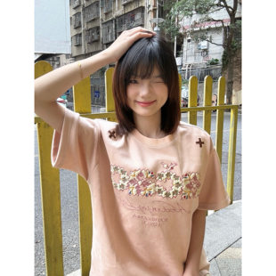 粉色贴布字母刺绣短袖t恤女2026新款夏季宽松甜美设计感小众上衣