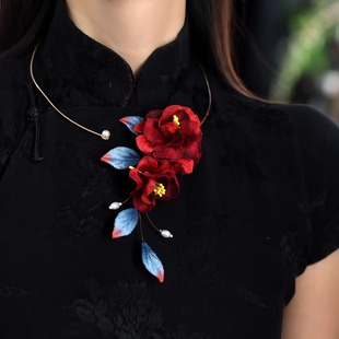 项链女款新中式红色布艺花朵古典项圈秀禾配饰小众设计感旗袍颈饰