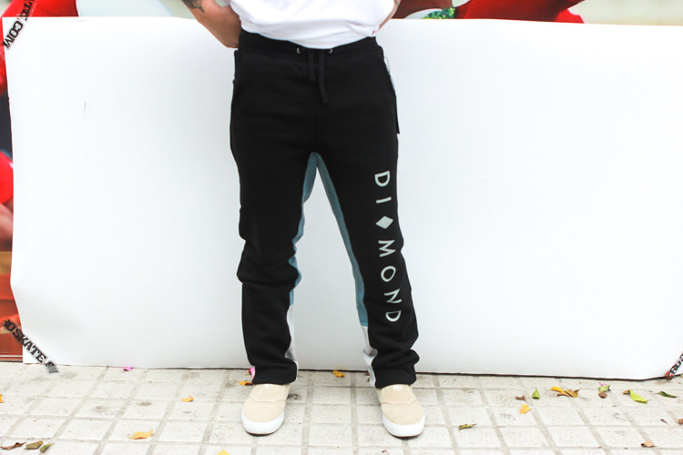 DIAMOND SUPPLY CO.FORDHAM SWEATPANTS运动长裤 美国进口现货在类目 男装, 休闲裤中 - 来自Buy2taobao.com提供专业的淘宝代购服务