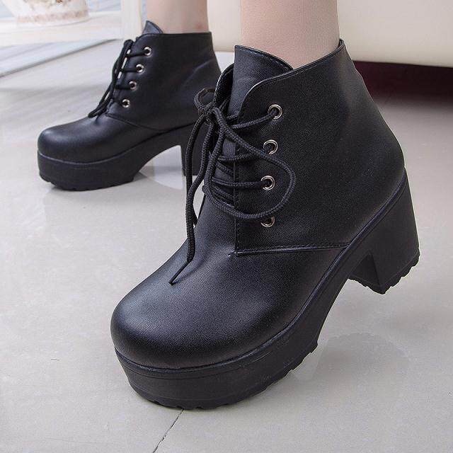BLACK AND WHITE TWO-COLOR JAPANESE UNIFORM SHOES COS UNIVERSAL TIE UNIFORM BOOTS THICK THICK SHORT BOOTS BLACK AND WHITE