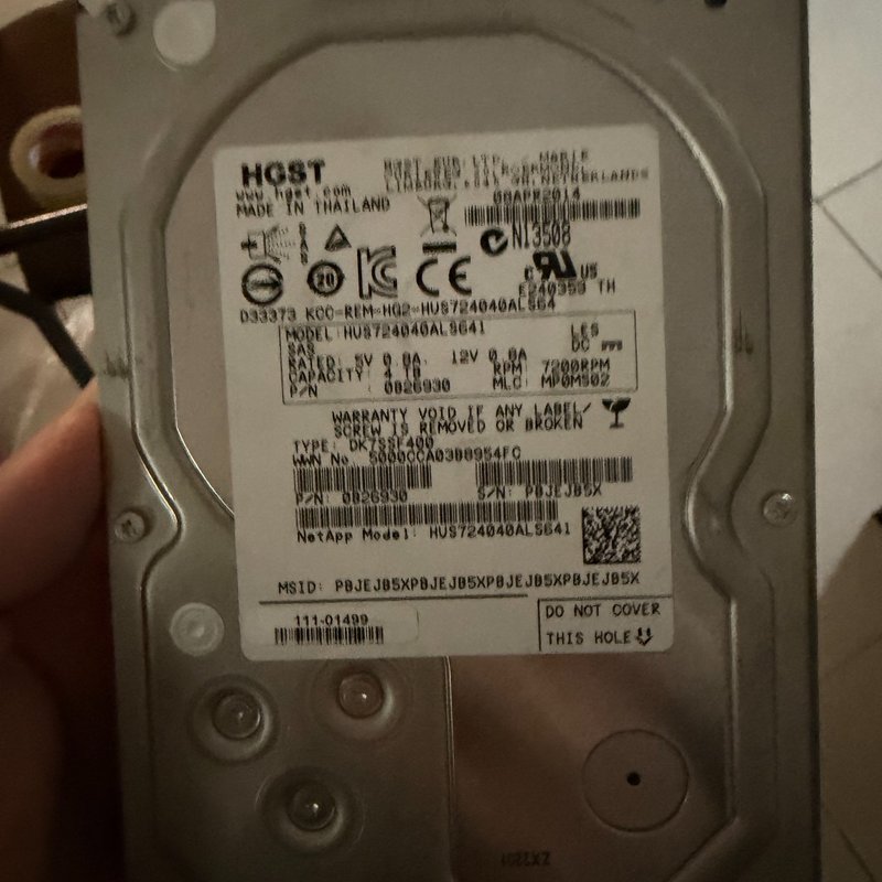 议价hgst 日立4T sas 改好512格式 型号HU可维修