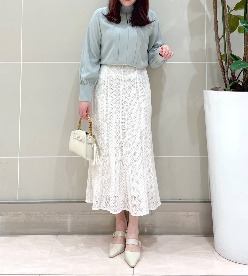 日系 2024年夏季新款职场风日系风蕾丝花边中长款a字裙女士半身裙