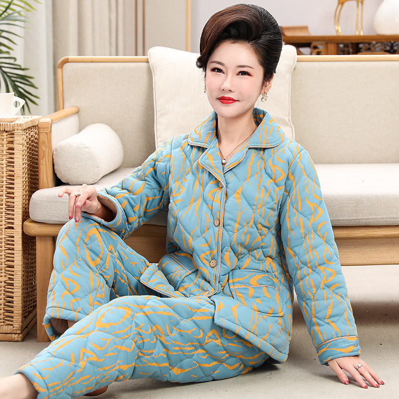 三层加厚夹棉纯棉睡衣女冬季保暖中老年人妈妈婆婆棉袄大码家居服