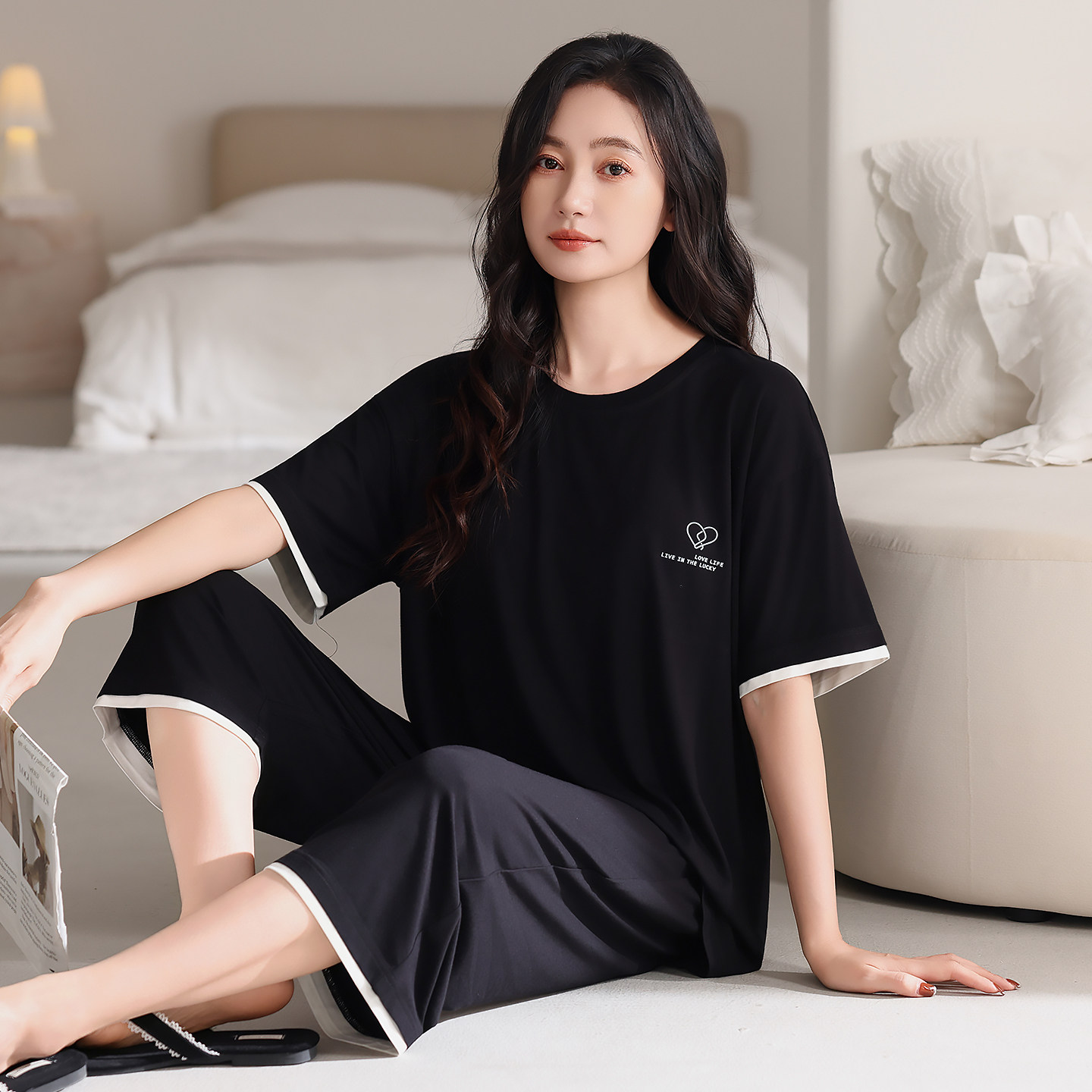 带胸垫睡衣女款夏季莫代尔短袖七分裤薄款简约休闲甜美妈妈家居服