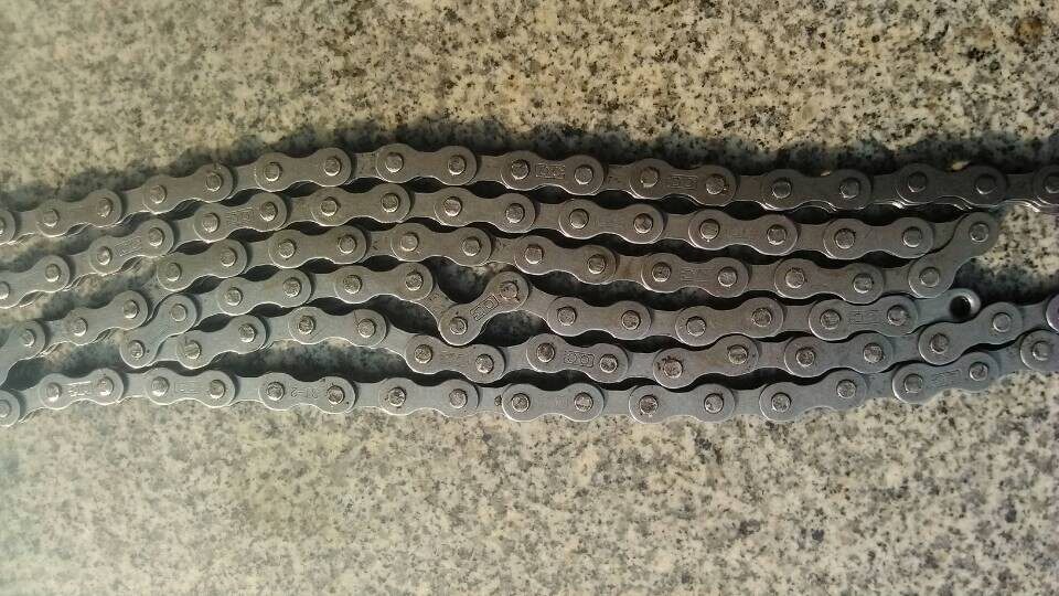 Chaîne de vélo - Ref 2368652 Image 1