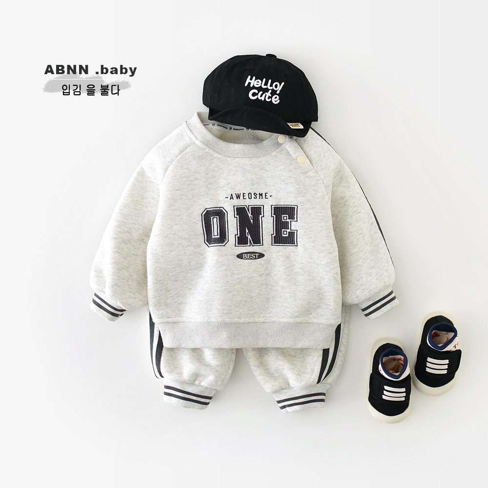 男童加厚套装秋冬季新款婴儿运动服宝宝韩版一体绒卫衣裤子两件套