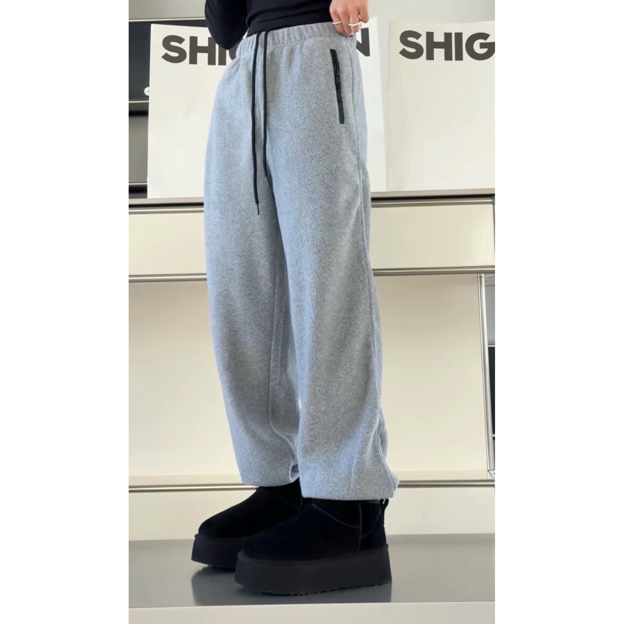 诗歌兰女装2025冬款 15012休闲运动美式松紧腰拉链收口加绒卫裤女