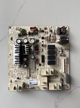 适用于格力空调 清新风柜机机主板 300002000682 控制板 M303F3AD