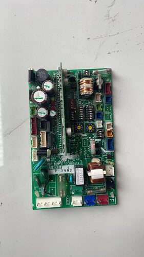 日立中央空调电脑板17C88841A 内机主板17B43416F P3996