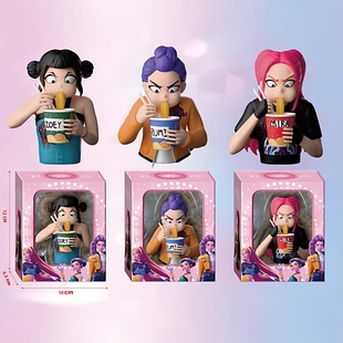 猎魔女团手办吃泡面鲁米佐伊米拉公仔kpop明星女男团潮玩摆件玩具