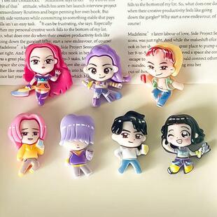 kpop猎魔女团树脂公仔小卡卡通洞洞鞋贴diy钥匙扣冰箱贴发饰配件