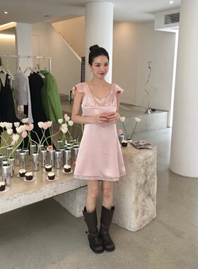 月底PREON自制春夏新款圆领小飞袖光泽感缎面连衣裙