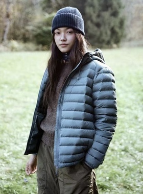 PREON工厂自制秋冬新款时髦户外轻巧排骨连帽羽绒服外套urbanic