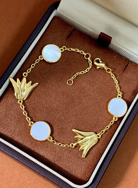 2025年潮款立体花朵白贝手链手环