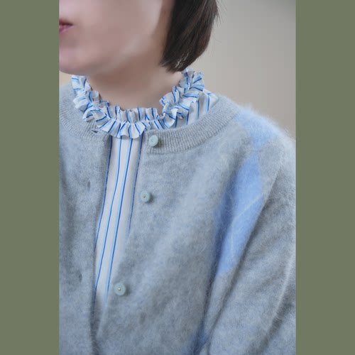 清爽疗愈～干净条纹美好假领