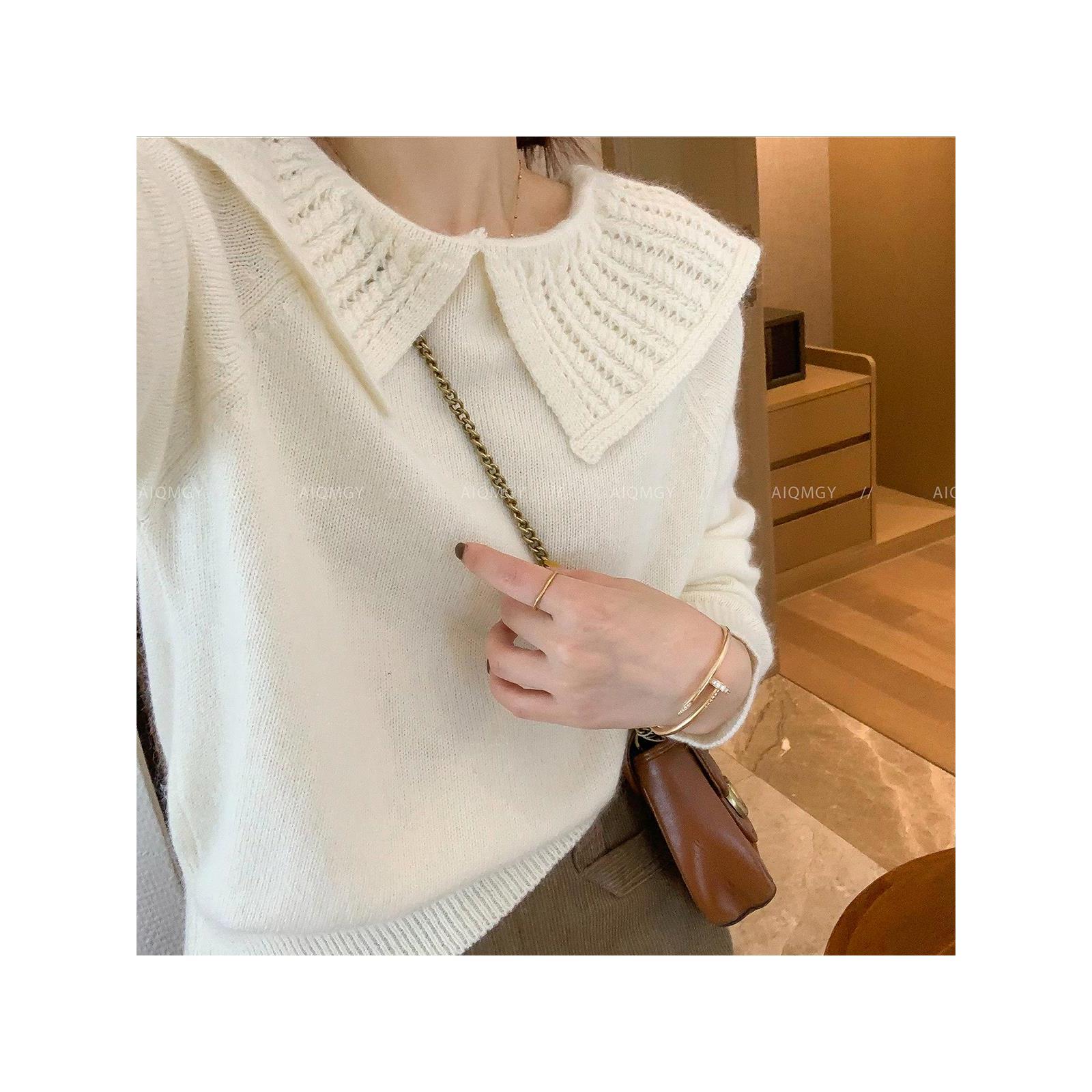 米白色大翻领长袖毛衣女2025年秋冬新款宽松羊毛上衣欧货时尚