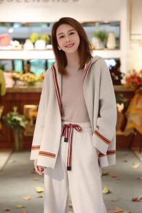 LP经典重磅康赛妮纯羊绒宽松休闲连帽斗篷拉链开衫外套阔腿裤套装