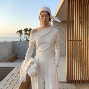 VALUE 斜肩长袖 「素云垂肩 羊毛不规则修身 上衣T恤 」春季 COMMON