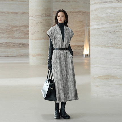 COMMON VALUE「 灵 Πàν」濡雨U型领无袖背心连衣裙 秋季新品！