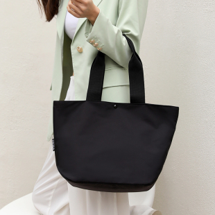 尼龙包包女2021新款 文件手提包百搭单肩斜挎包上班通勤帆布包 韩版