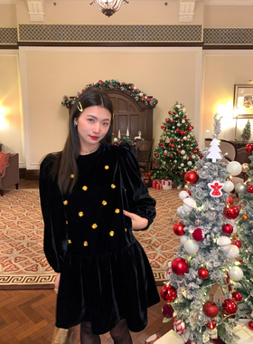 落落狷介连衣裙2024新款女秋冬黑色丝绒裙子小个子泡泡袖冬裙中裙