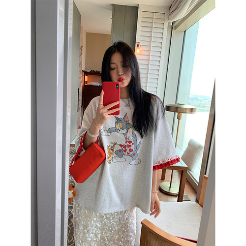 落落狷介灰色宽松印花T恤女