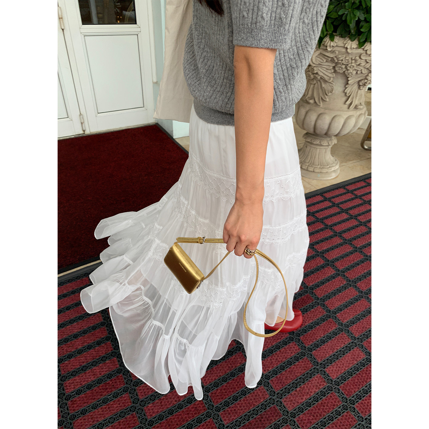 落落狷介白色半身裙女2025年新款松紧腰小个子雪纺蛋糕裙百搭半裙,女装/女士精品,半身裙,淘宝优惠券,粉丝福利购,淘宝优惠卷