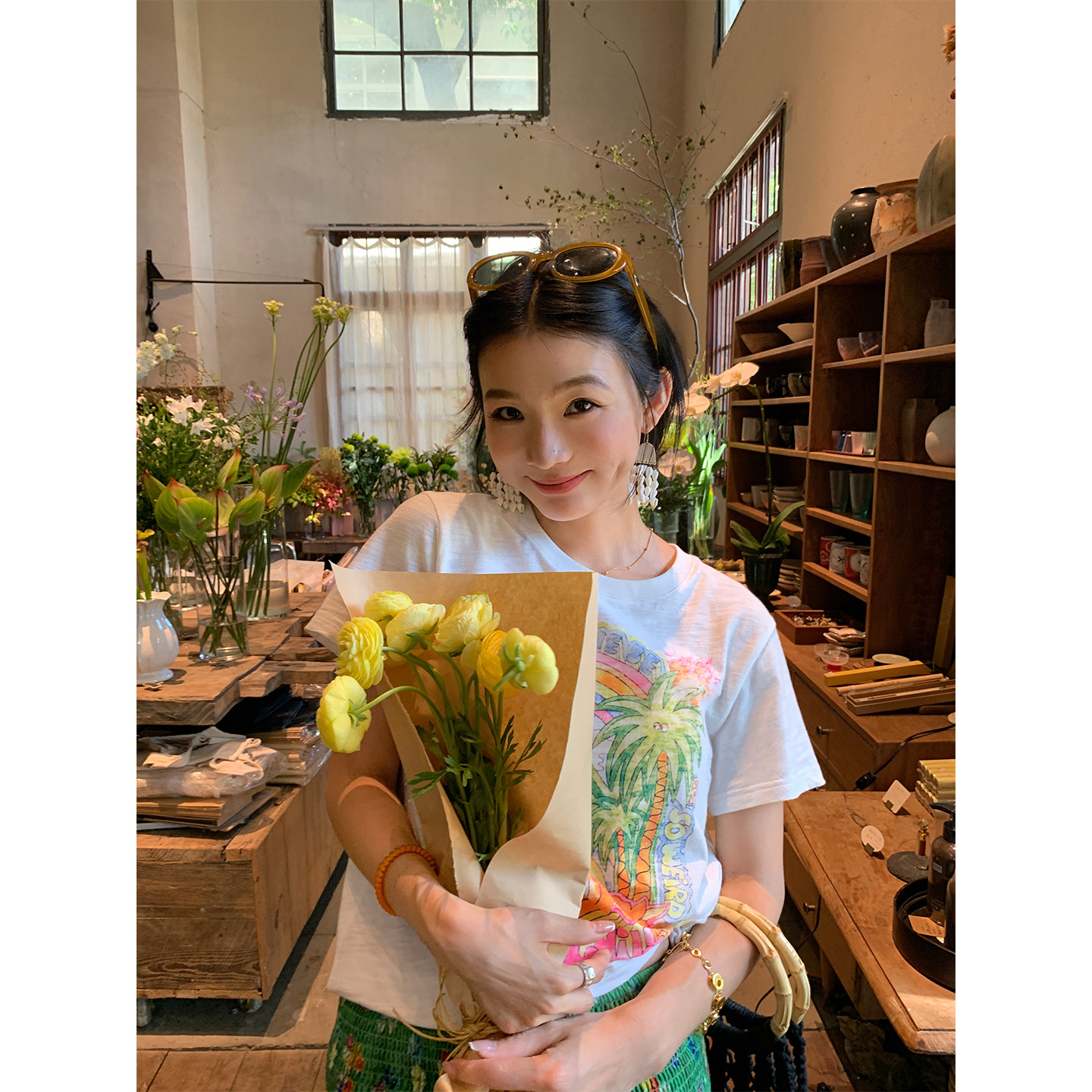 落落狷介宽松短袖T恤女图片
