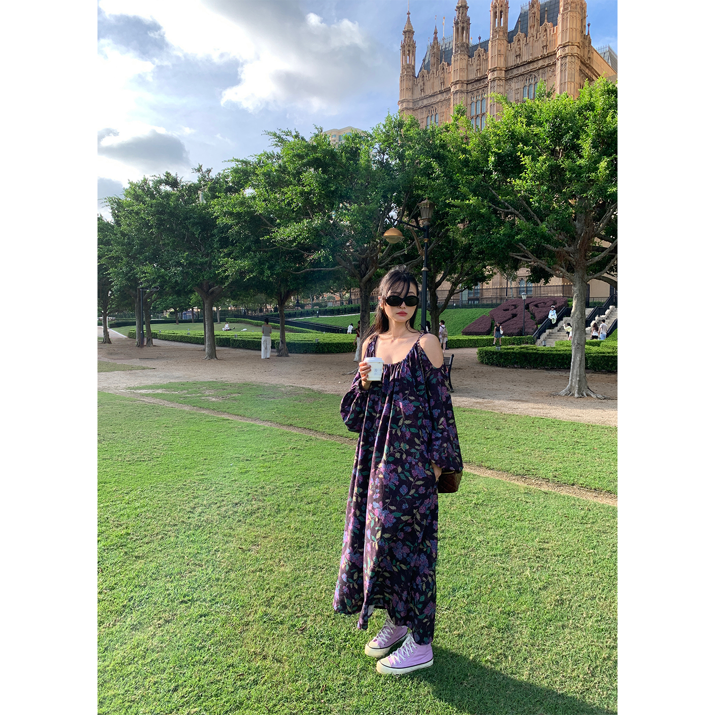 落落狷介长袖宽松碎花连衣裙女