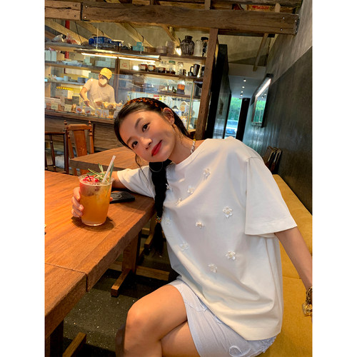 落落狷介白色设计感短袖T恤女
